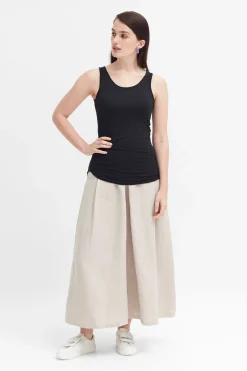 Basic Stretch Tank Top