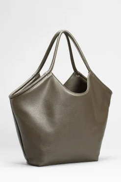 Ivet Tote
