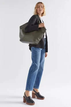 Ivet Tote