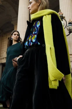 Kabrit Scarf