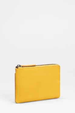 Kaia Pouch