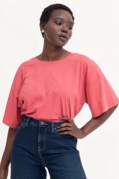 Kovaa Tee