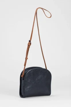 Kurva Messenger Bag