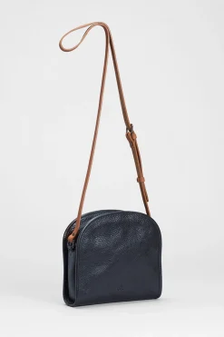 Kurva Messenger Bag