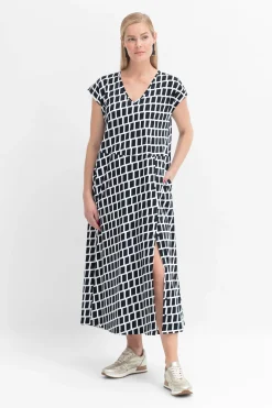 Lento Tshirt Dress
