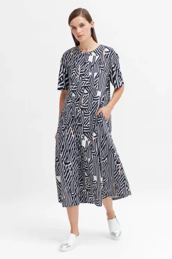 Maze Tshirt Dress