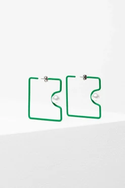 Osta Earring