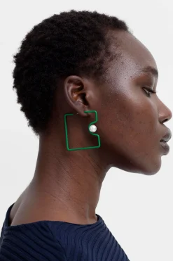 Osta Earring