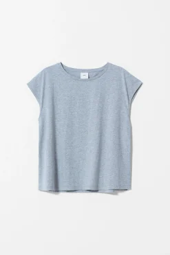 Oue Tee