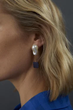Perle Drop Earring