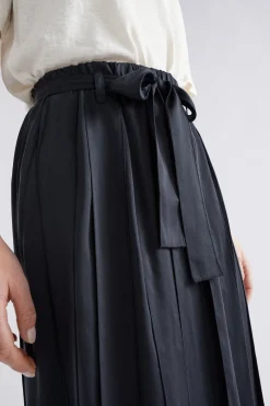Strimmel Skirt