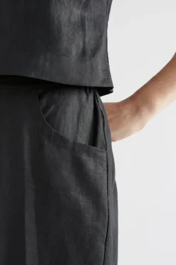 Strom Linen Short