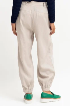 Taye Pant