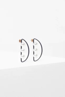 Vekk Drop Earring